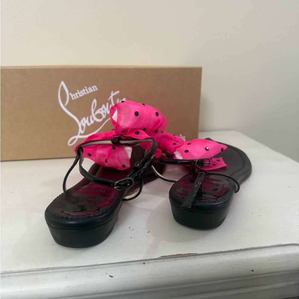 Christian Louboutin Black Sandals with Bright Pink Polka Dot Bow - Picture 3 of 6